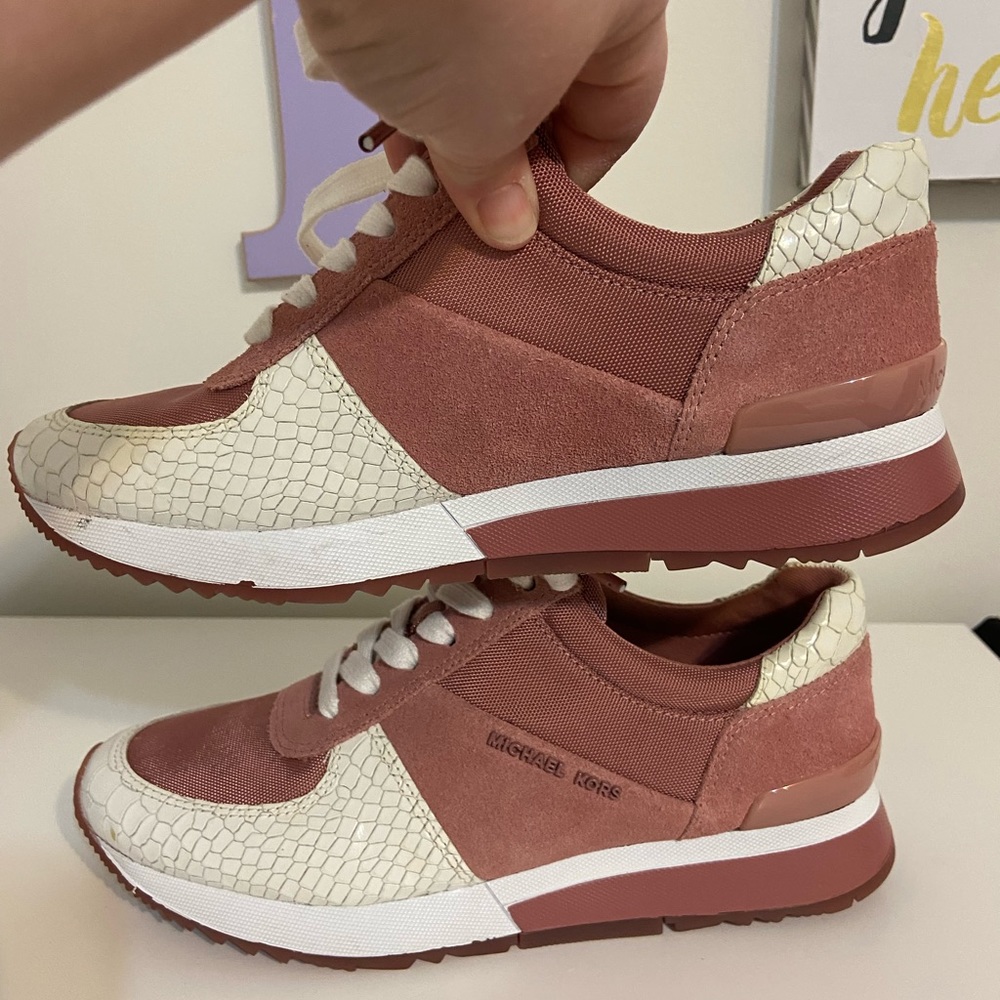 Michael Kors Allie trainer shoes - Picture 11 of 11